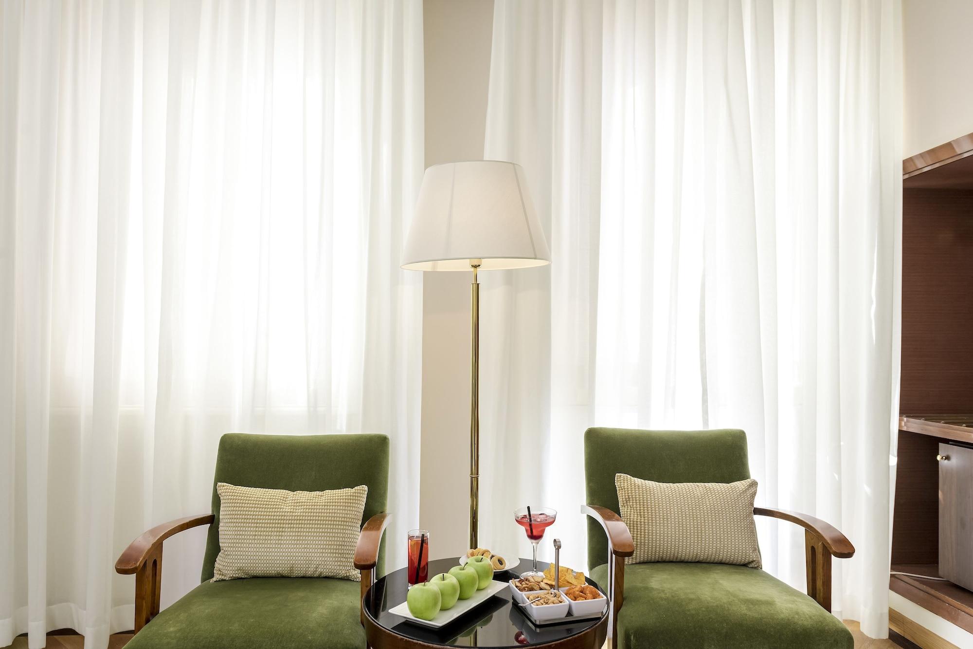 Bettoja Hotel Atlantico Rome Exterior photo
