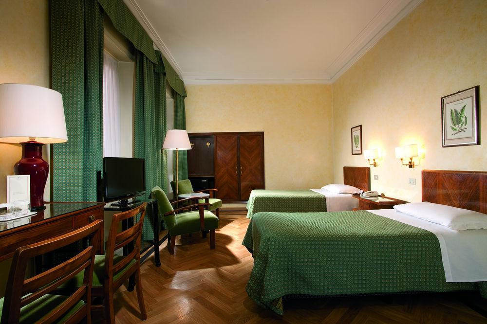 Bettoja Hotel Atlantico Rome Exterior photo