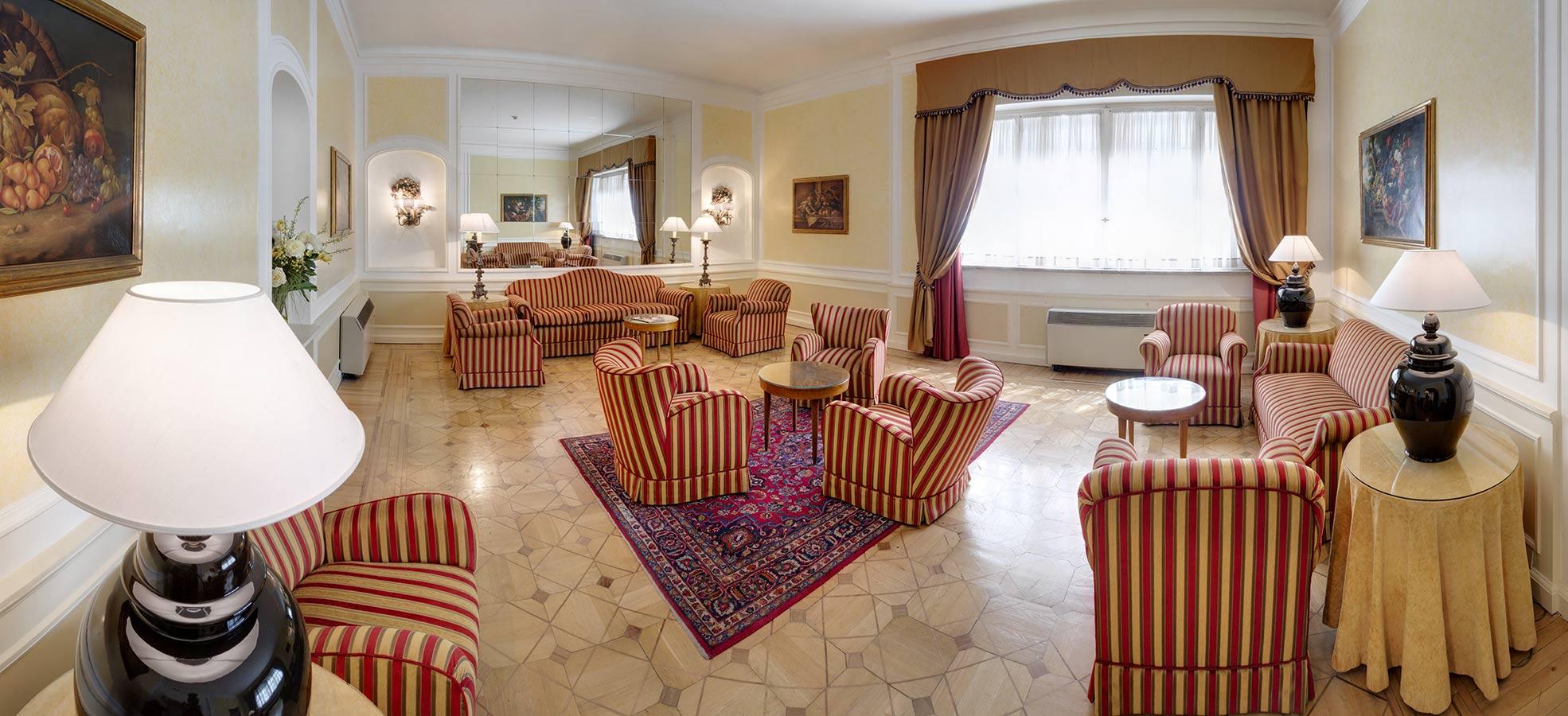 Bettoja Hotel Atlantico Rome Exterior photo